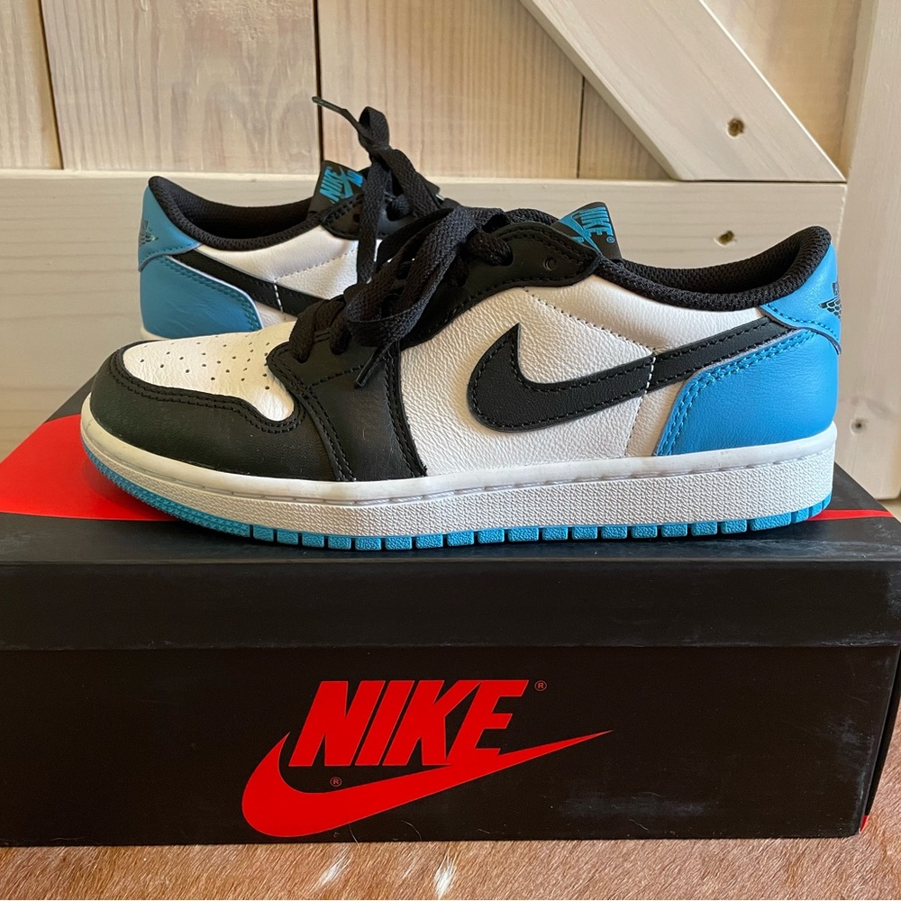 Women’s Air Jordan 1 Retro Low